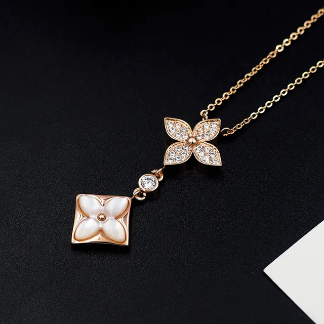 Rose Gold Floral Pavé and Mother-of-Pearl Pendant Necklace 4