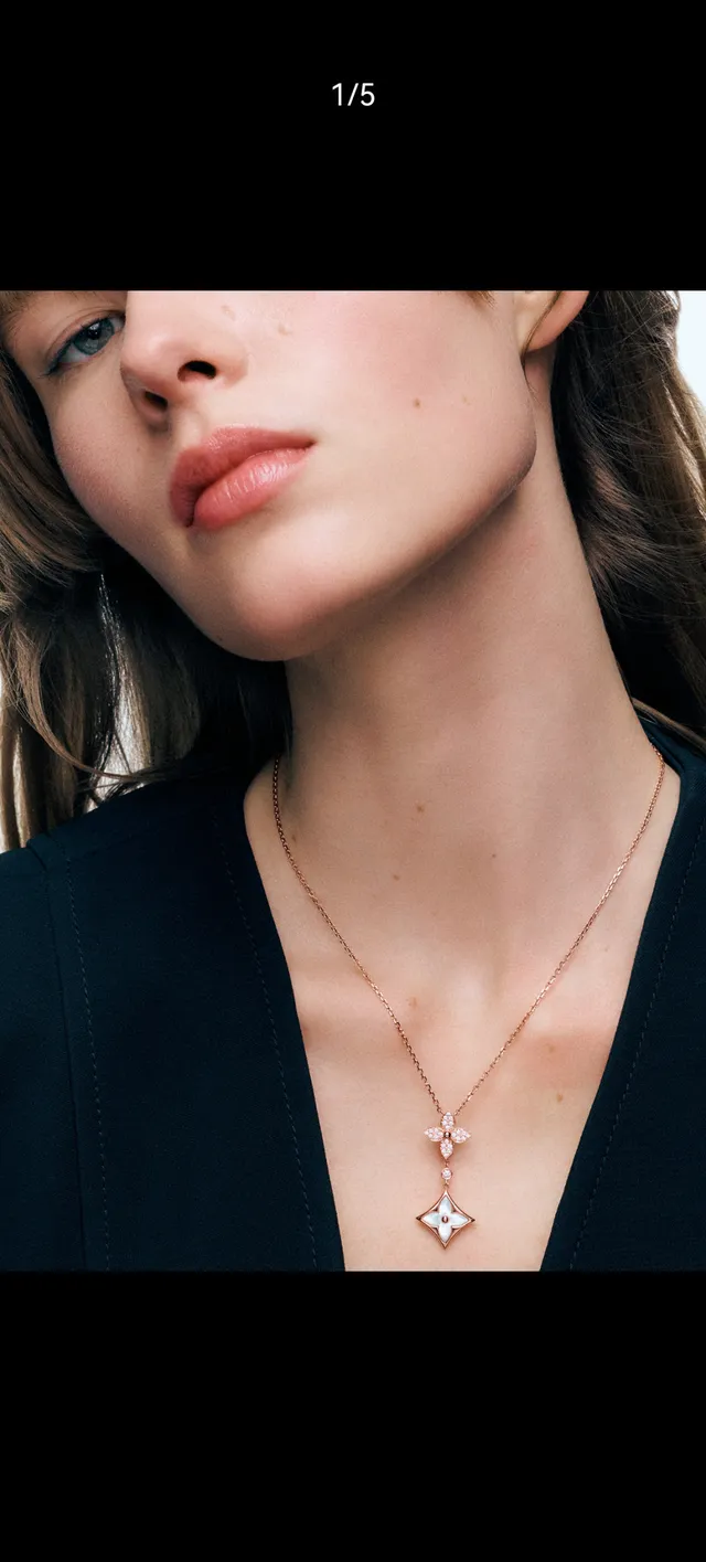 Rose Gold Floral Pavé and Mother-of-Pearl Pendant Necklace 8
