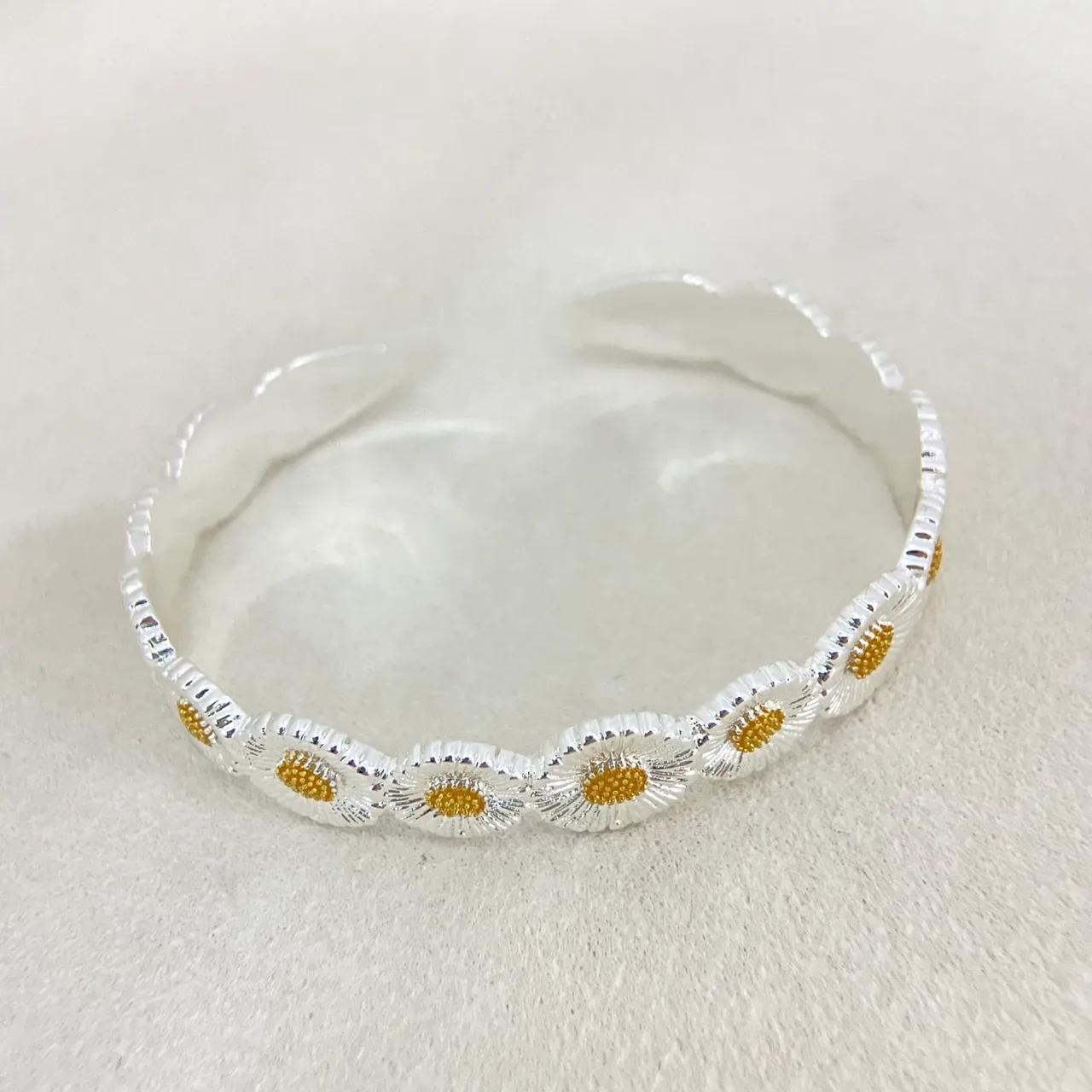 Silver and Gold Daisy Motif Open Adjustable Ring 3