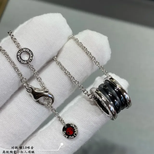 Silver Black Chain Cylindrical Pendant Necklace 2