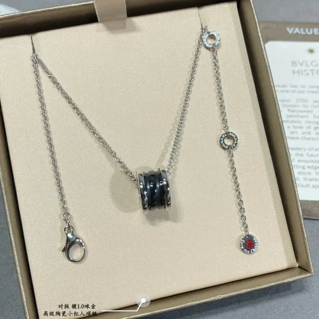 Silver Black Chain Cylindrical Pendant Necklace 4
