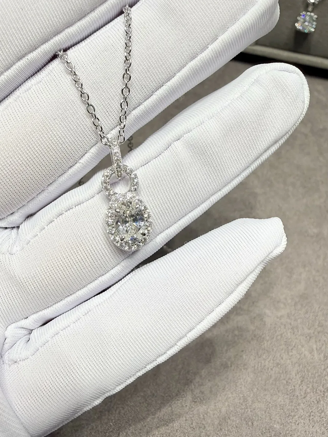 Silver Black Chain Oval Halo Pendant Necklace 8