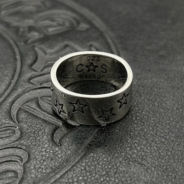 Silver Black Wide Band Engraved Star Motifs Ring 4