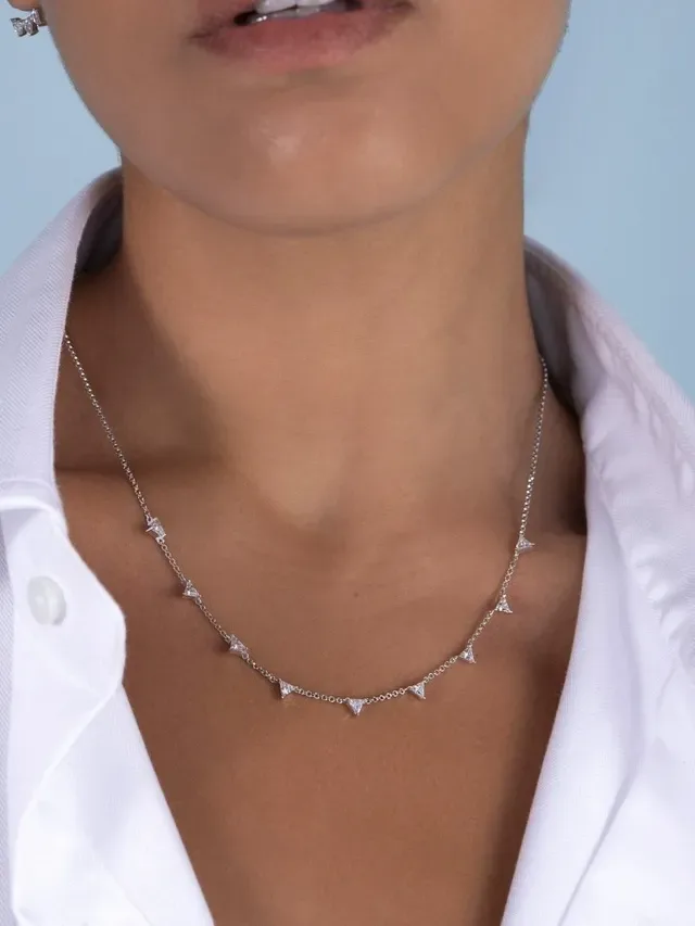 Silver Blue Chain Triangular Pavé Pendants Necklace 4