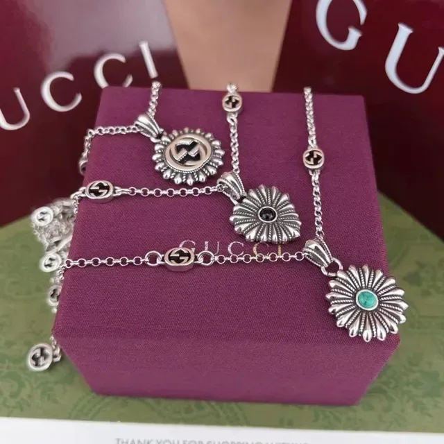 Silver Blue Floral Sunburst Pendant Rope-Textured Rays Necklace 8