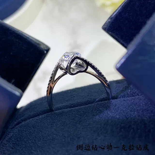 Silver Blue Solitaire Center Stone Twisted Split Shank Ring 5