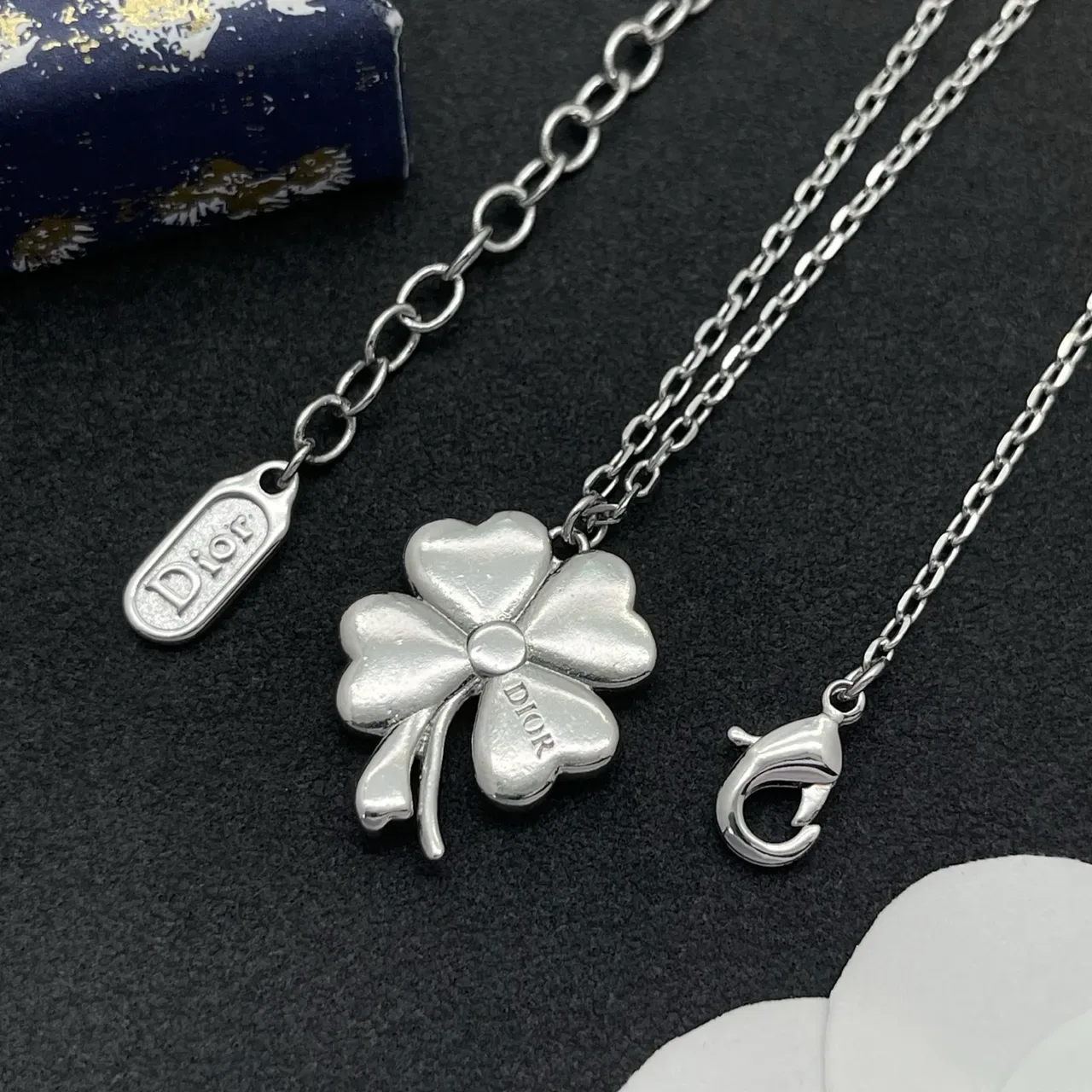 Silver Chain Four-Leaf Clover Enamel Pendant Necklace 3
