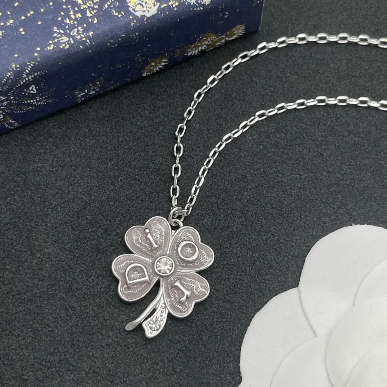 Silver Chain Four-Leaf Clover Enamel Pendant Necklace 6