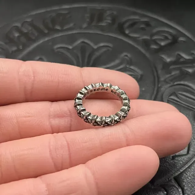 Silver Floral Motif Textured Band Ring 5