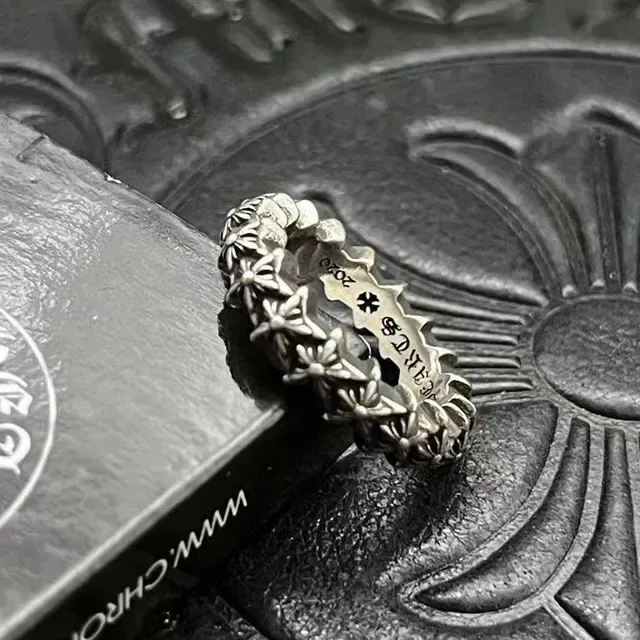 Silver Floral Motif Textured Band Ring 8