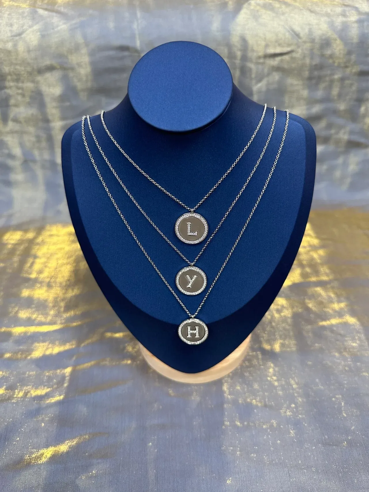 Silver Navy Chain Circular Pendant Necklace 8