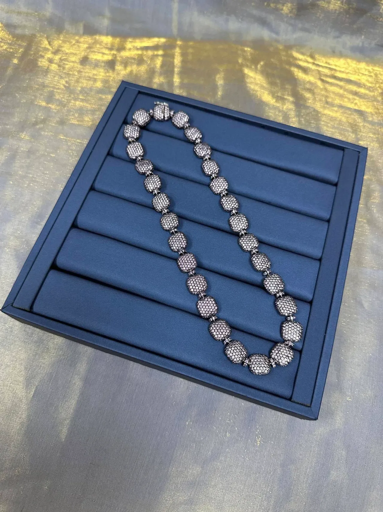 Silver Navy Pavé-Set Faceted Beads Graduated Oval And Round Necklace 7