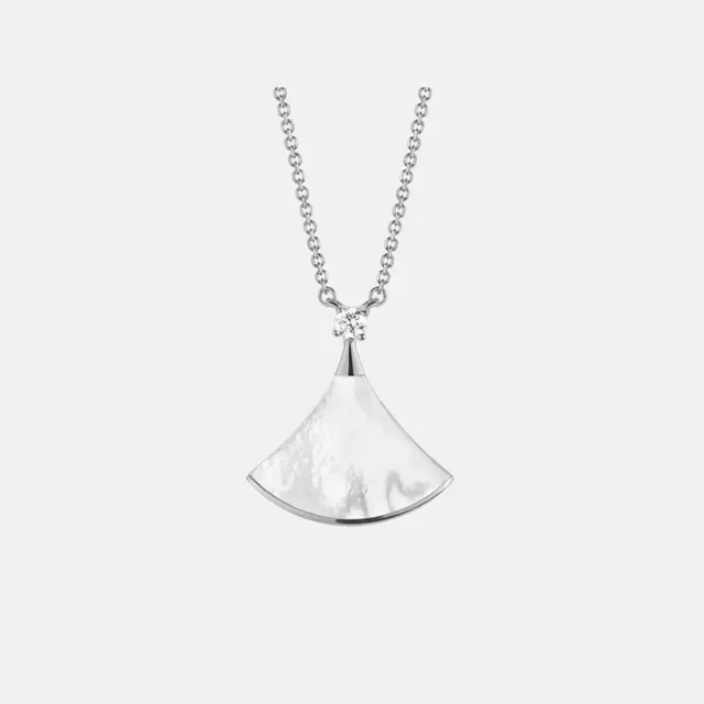 Silver-Toned Fan Pendant Necklace 8