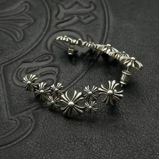 Silver-Toned Floral Motif Multi-Flower Ear Cuff Earring