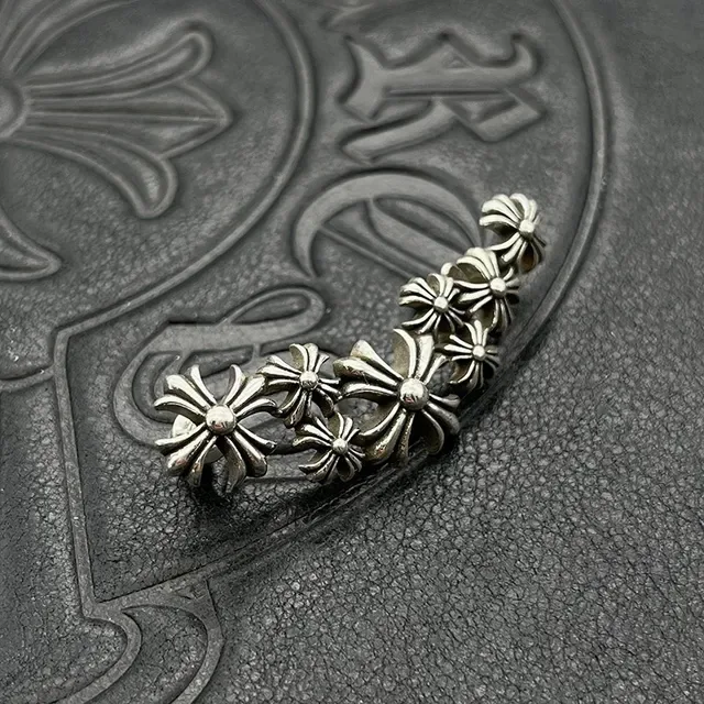 Silver-Toned Floral Motif Multi-Flower Ear Cuff Earring 4