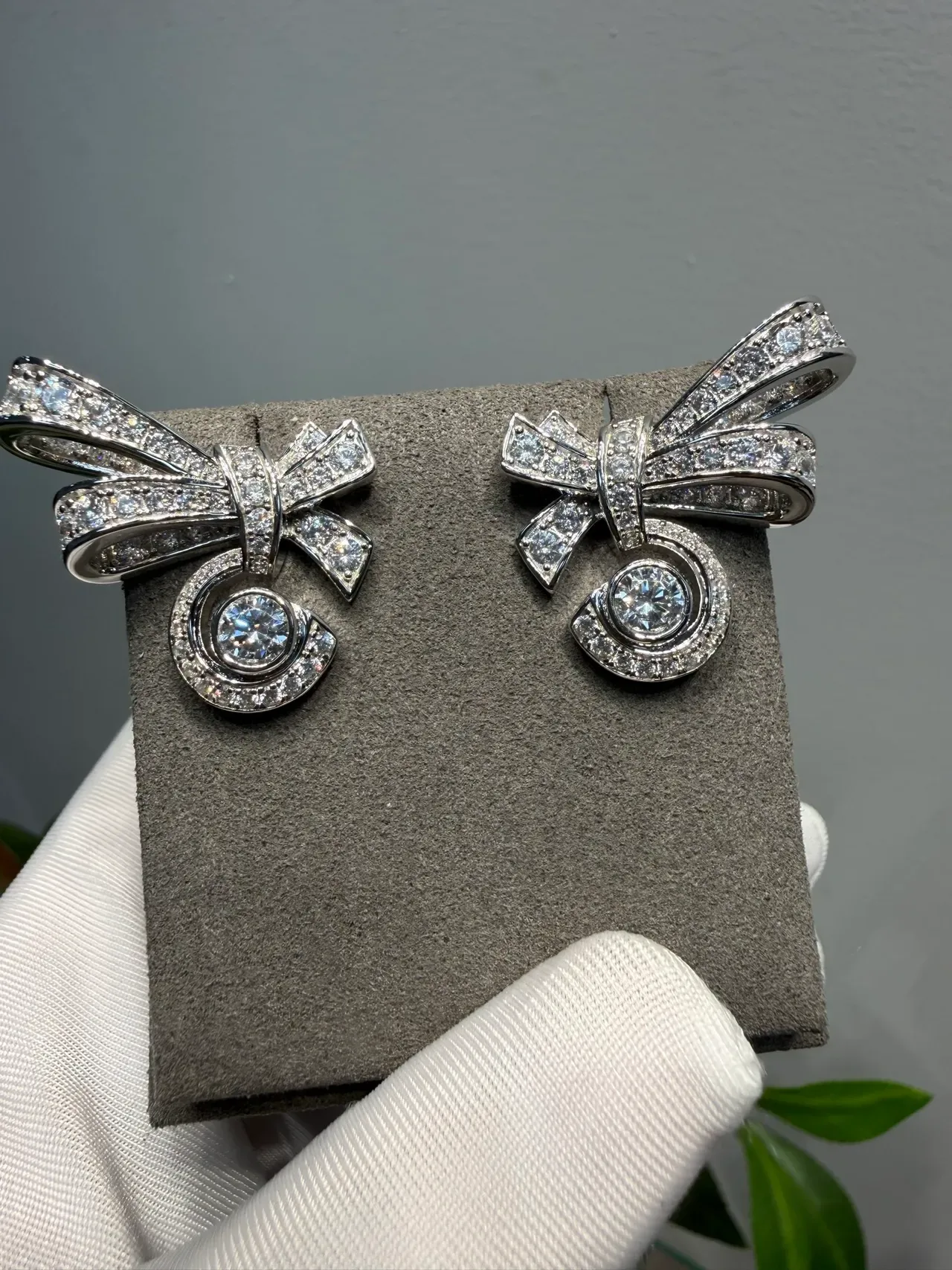 Silver White Bow Motif Pavé-Set Diamonds Earrings 3