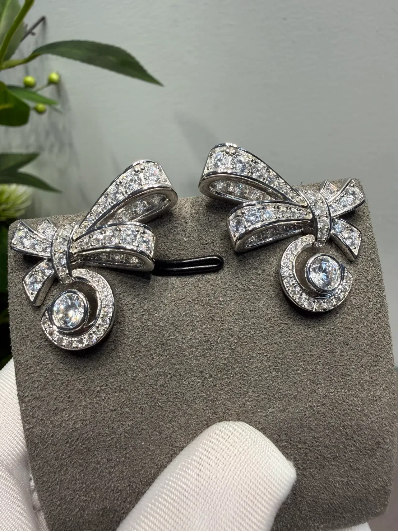 Silver White Bow Motif Pavé-Set Diamonds Earrings 9