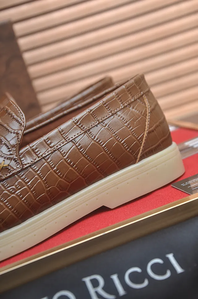 Stefano Ricci Brown Beige Crocodile-Embossed Leather Gold Horsebit Hardware Loafer 2