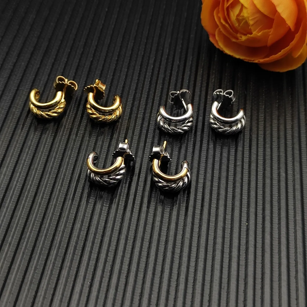 Twisted Rope Texture Hinged Hoop Earrings 3