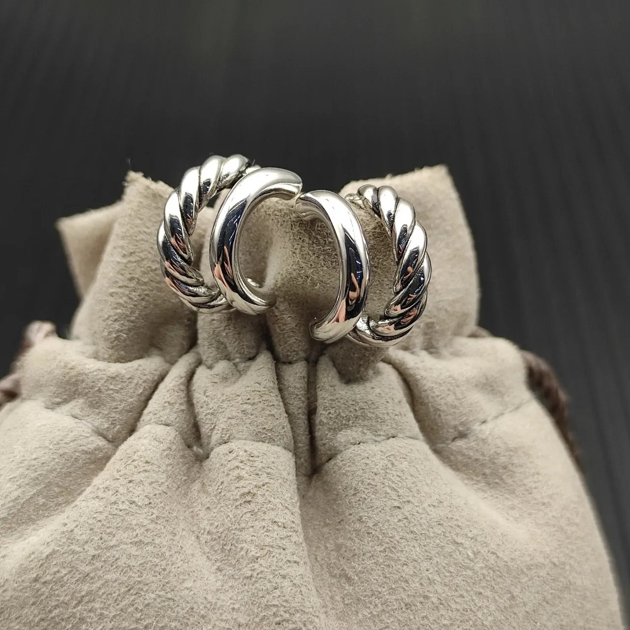 Twisted Rope Texture Hinged Hoop Earrings 5