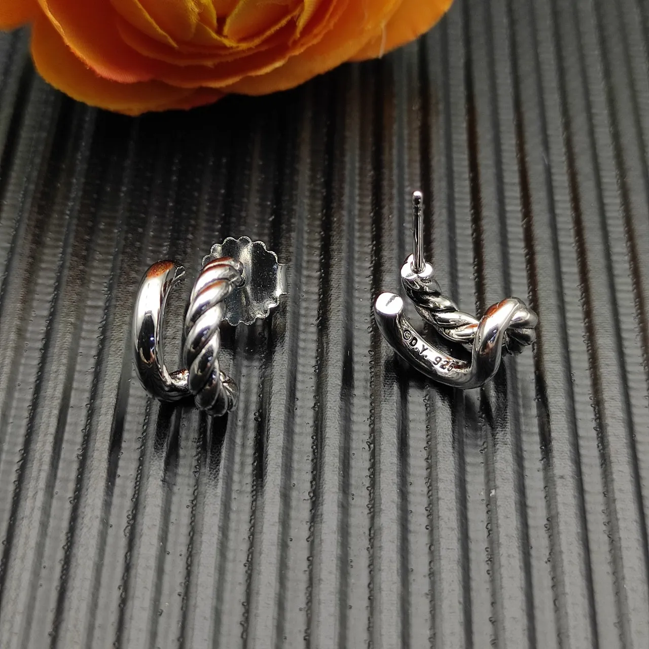 Twisted Rope Texture Hinged Hoop Earrings 7