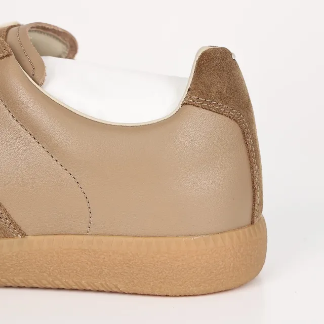 Two-Tone Brown Suede and Leather Panelled Low-Top Lifestyle Sneaker 4