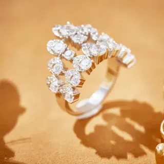 Two-Tone Floral Cluster Diamond Ring