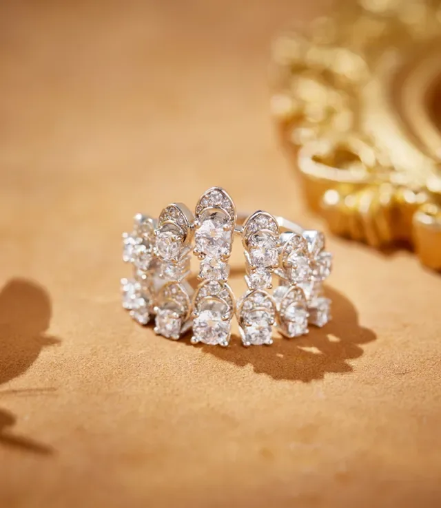 Two-Tone Floral Cluster Diamond Ring 3