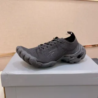 Vibram Tênis Lifestyle com Solado de Cinco Dedos em Malha Preta