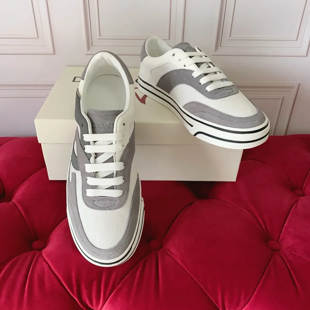 White and Gray Panelled Retro Low-Top Sneakers 4