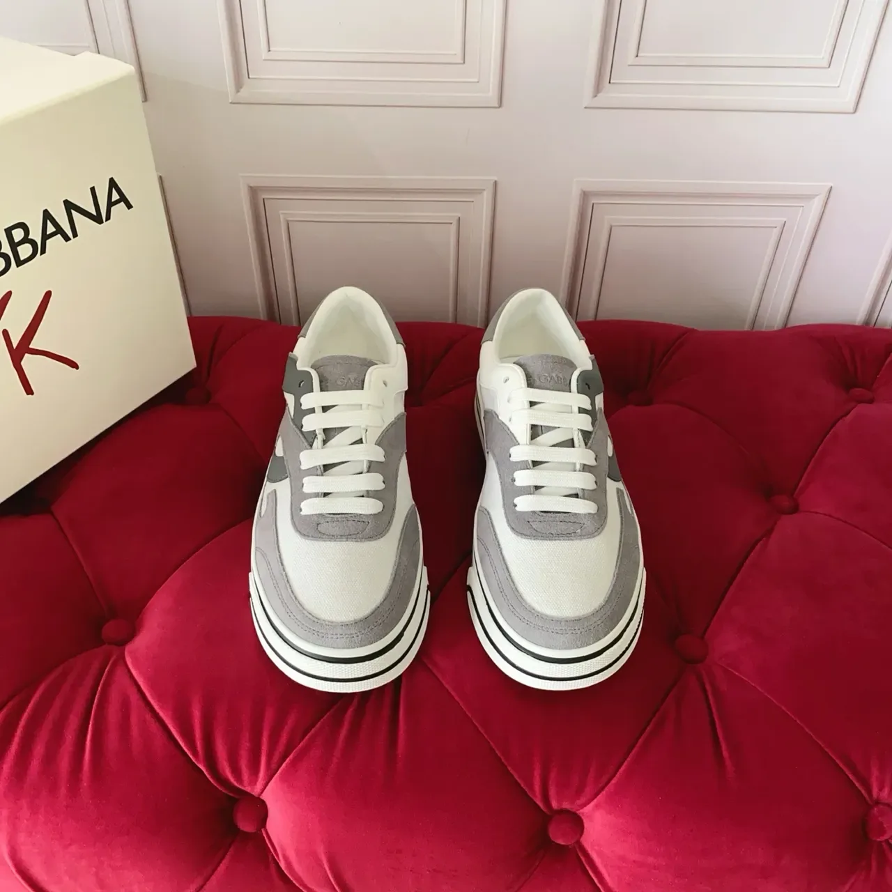 White and Gray Panelled Retro Low-Top Sneakers 5