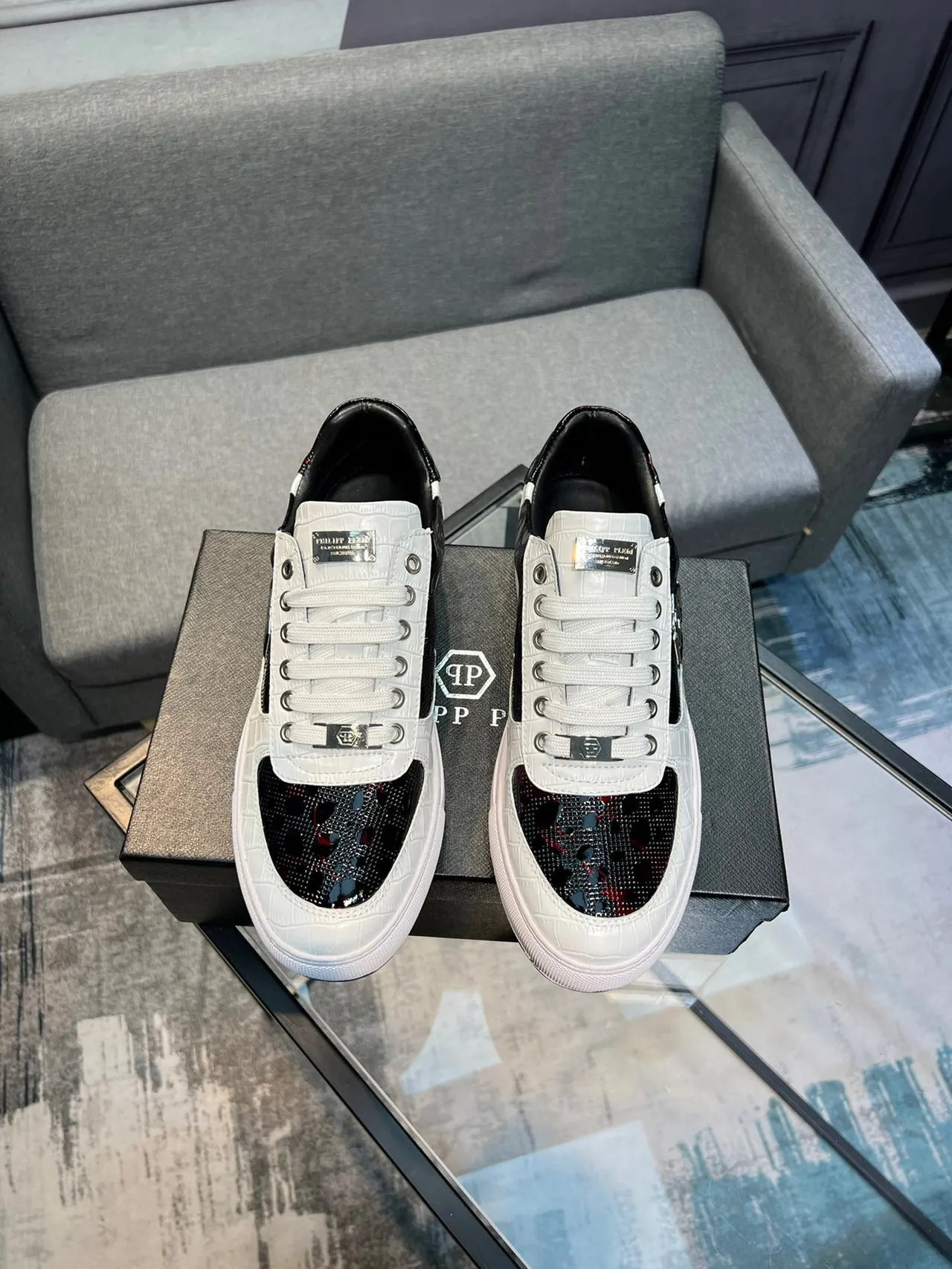 White Black Croc-Embossed Leather Mesh Side Panel Sneakers 2