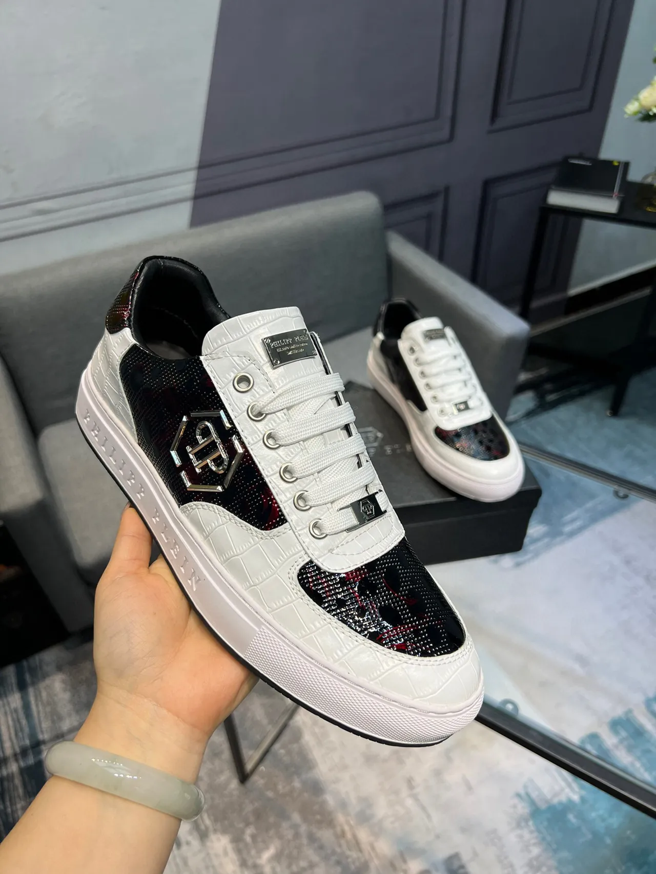 White Black Croc-Embossed Leather Mesh Side Panel Sneakers 5