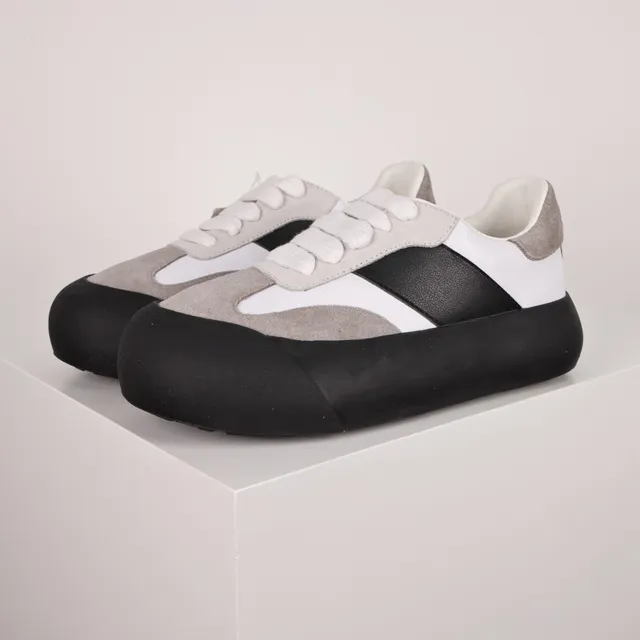 White Black Gray Chunky Platform Lifestyle Sneakers 2