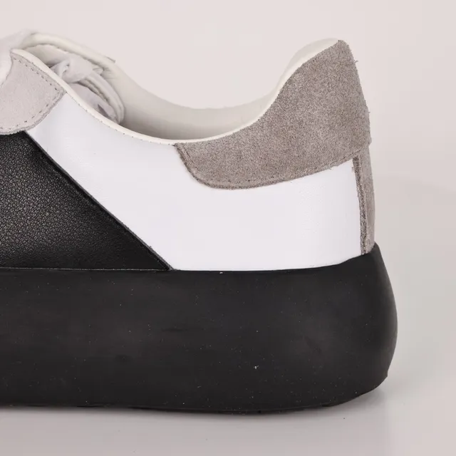 White Black Gray Chunky Platform Lifestyle Sneakers 4