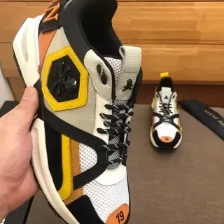 Tênis lifestyle multi-painel branco preto amarelo laranja