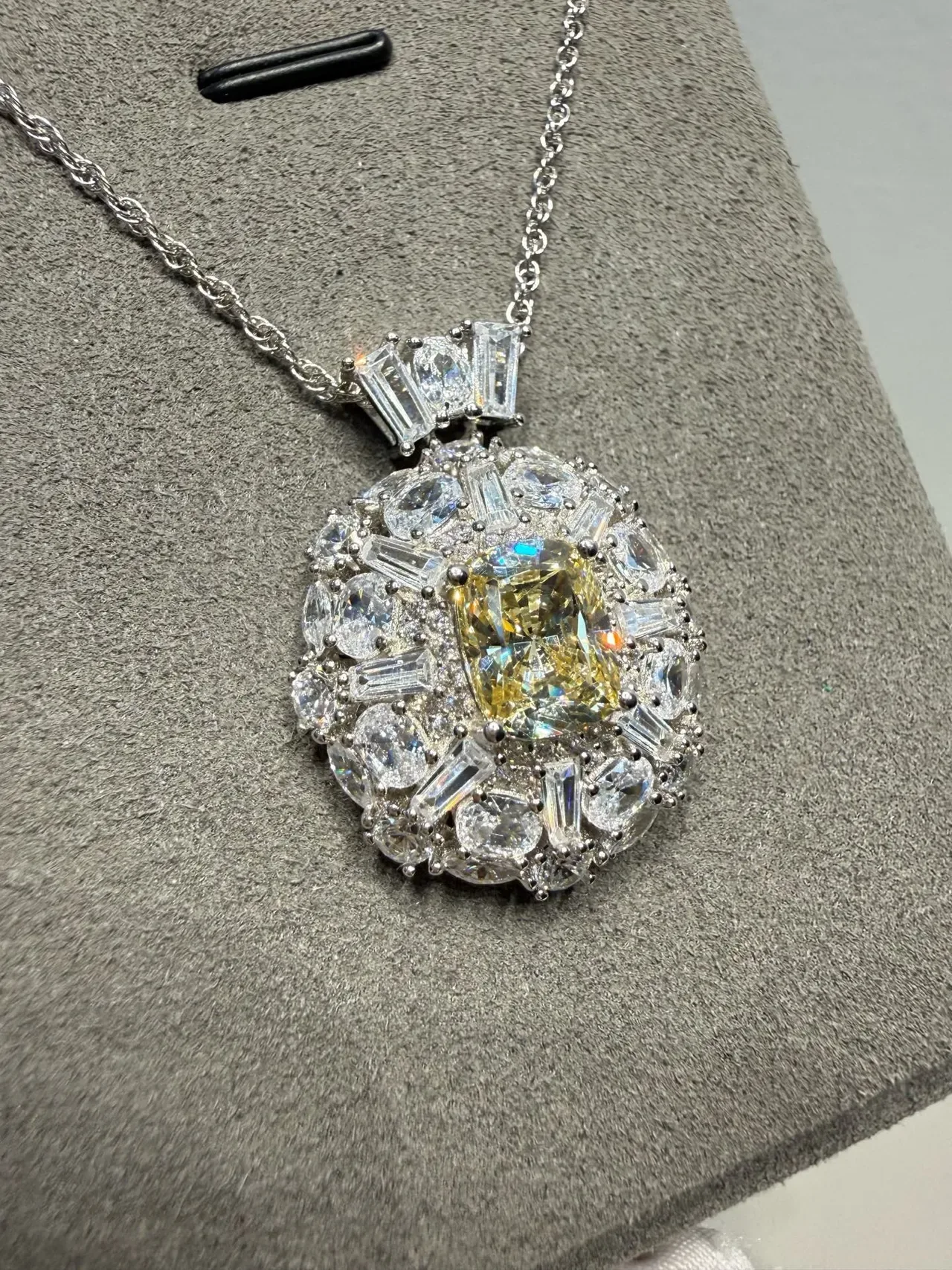 Yellow Silver Halo Cluster Pendant Multi-Stone Setting Necklace 4