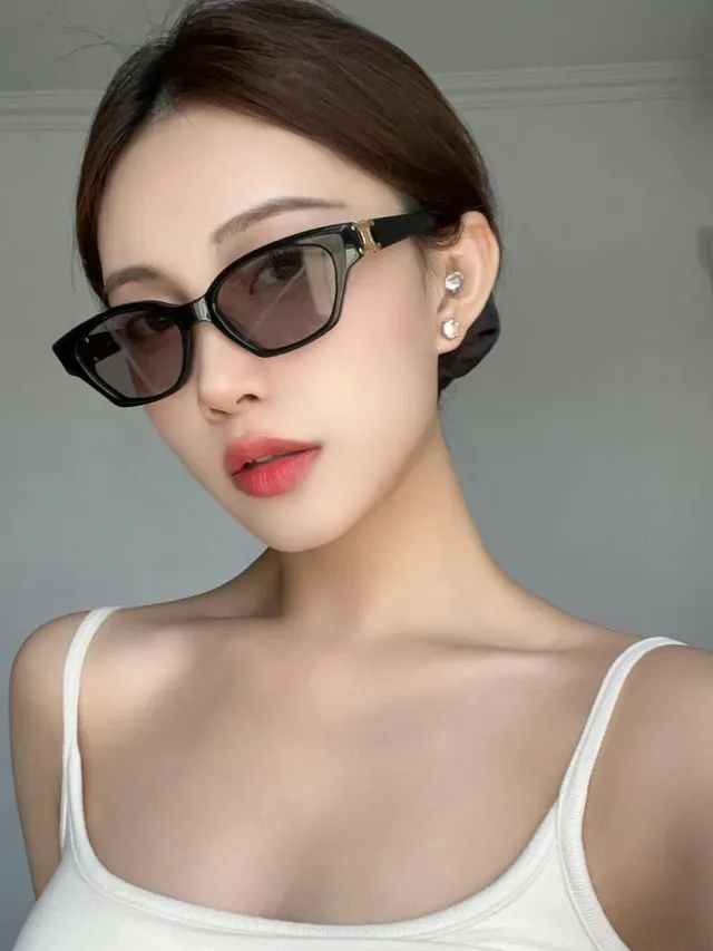 Gentle Monster Black Pink Cat-Eye Silhouette Gradient Tinted Lenses Optical Glasses 5