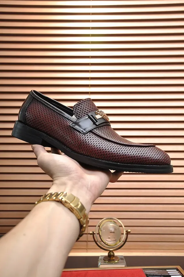 Giorgio Armani Burgundy Black Perforated Leather Metal Eagle Buckle Loafer 7