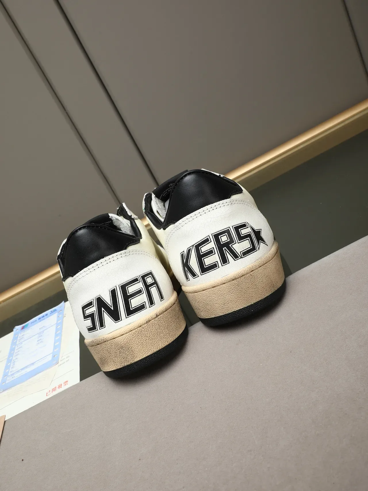Golden Goose Ball Star Off-White Black Star Lifestyle Sneakers 3