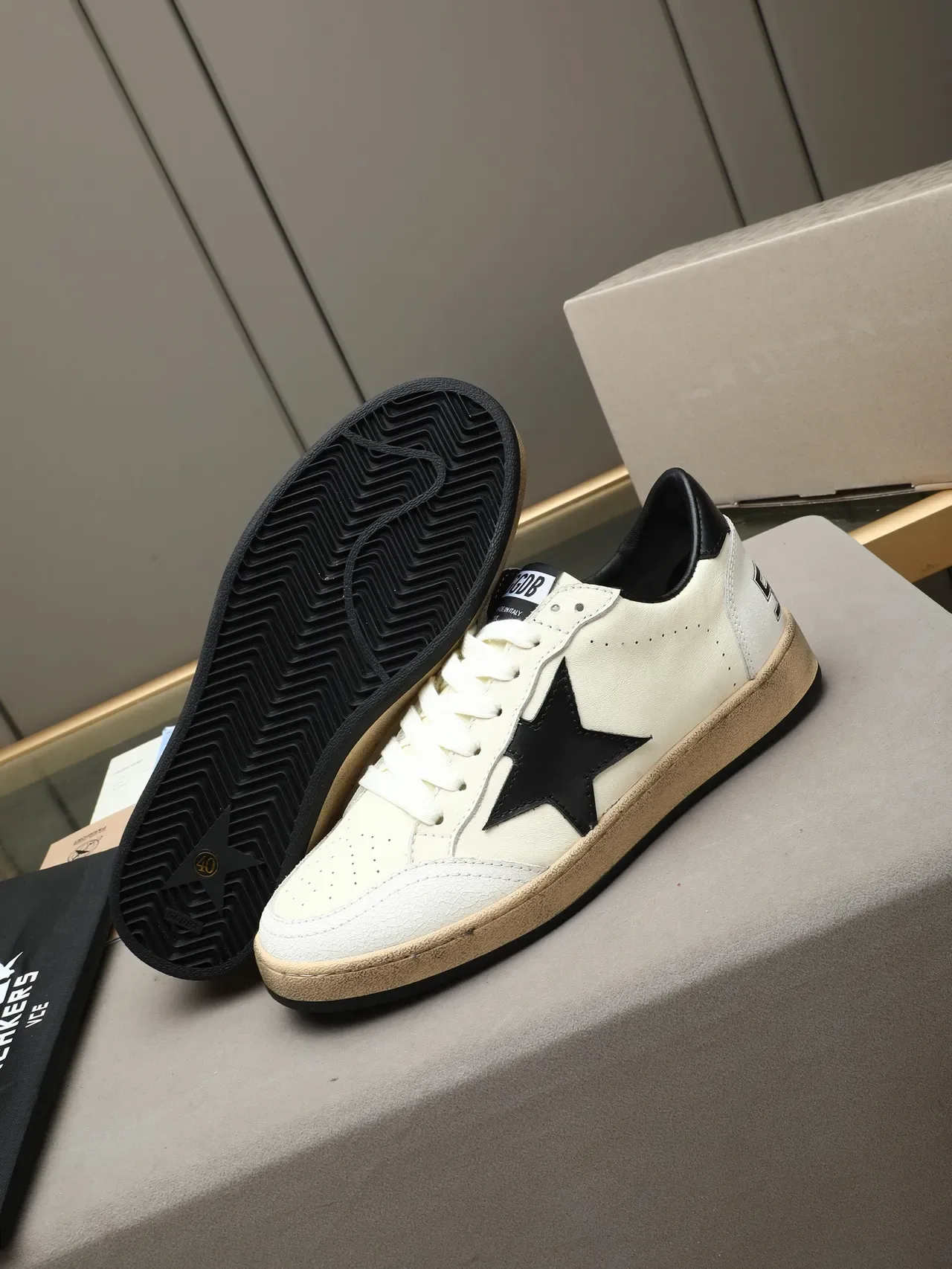 Golden Goose Ball Star Off-White Black Star Lifestyle Sneakers 4