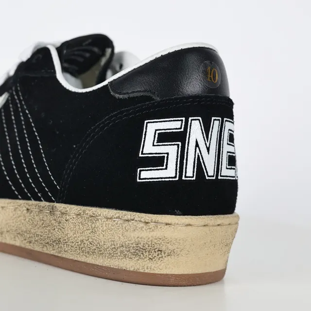 Golden Goose Super-Star Black Suede White Star Lifestyle Sneakers 4
