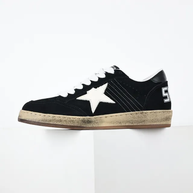 Golden Goose Super-Star Black Suede White Star Lifestyle Sneakers 9