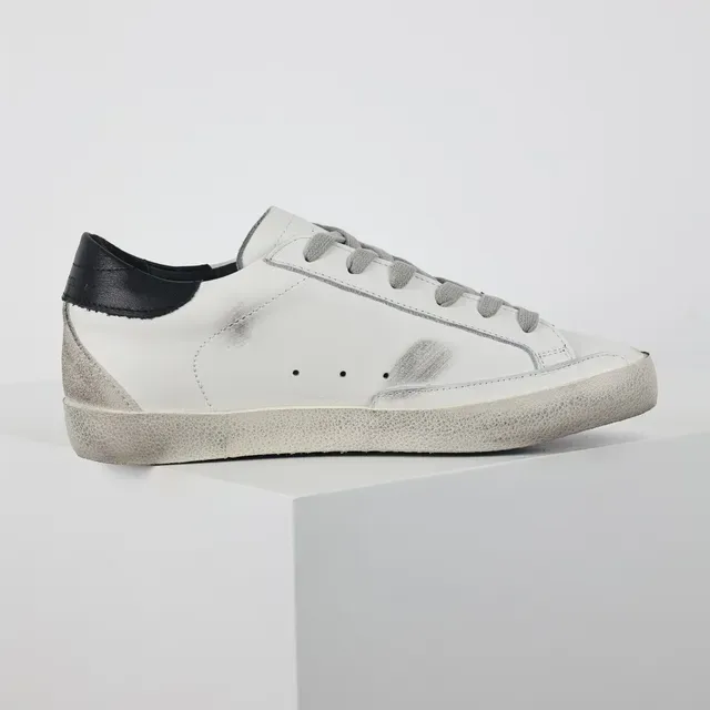 Golden Goose Superstar Distressed White Leather Lifestyle Sneakers 7