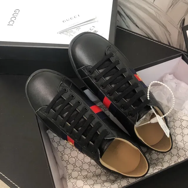Gucci Ace Black Leather Web Stripe Bee Embroidery Lifestyle Sneakers 2