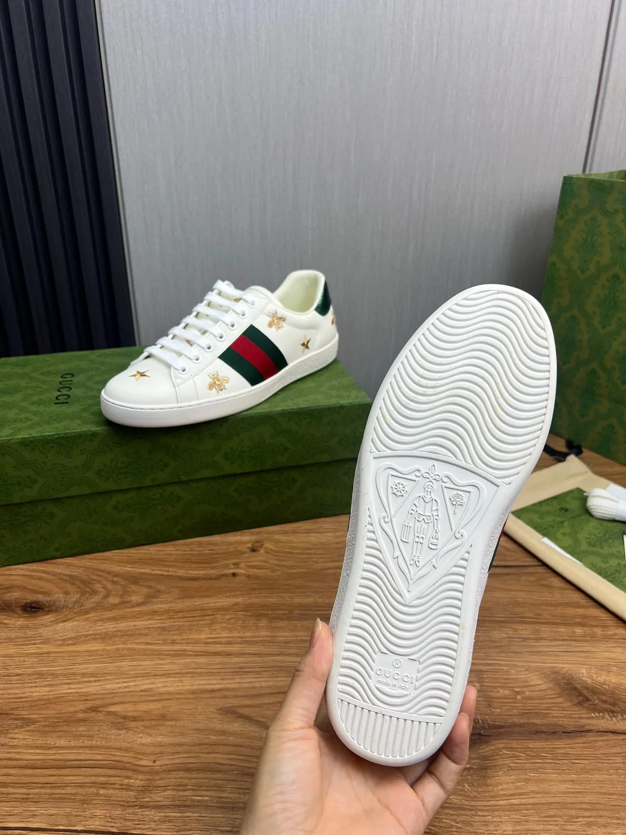 Gucci Ace White Green Leather Upper Web Stripe Detail Lifestyle Sneakers 9
