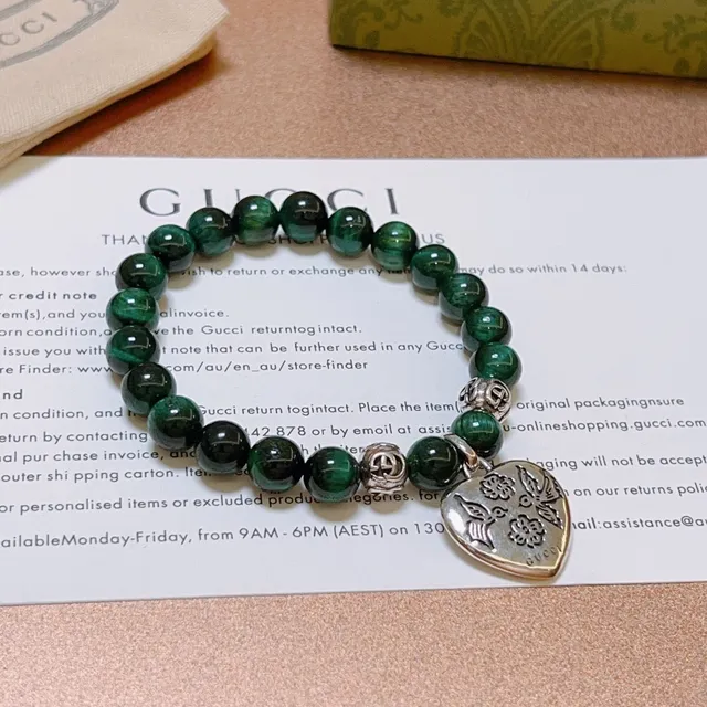 Gucci Beaded Green Malachite-Style Stone and Silver-Tone Heart Pendant Bracelet 5