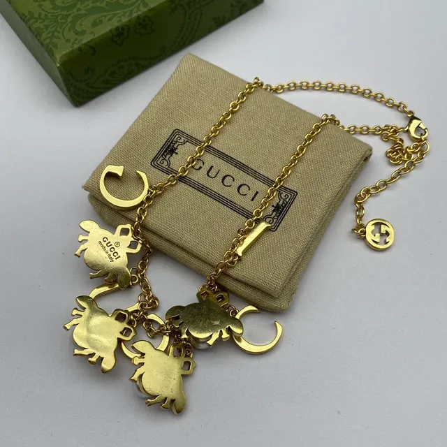 Gucci Bee and GUCCI Letter Charm Gold-Tone Necklace 2