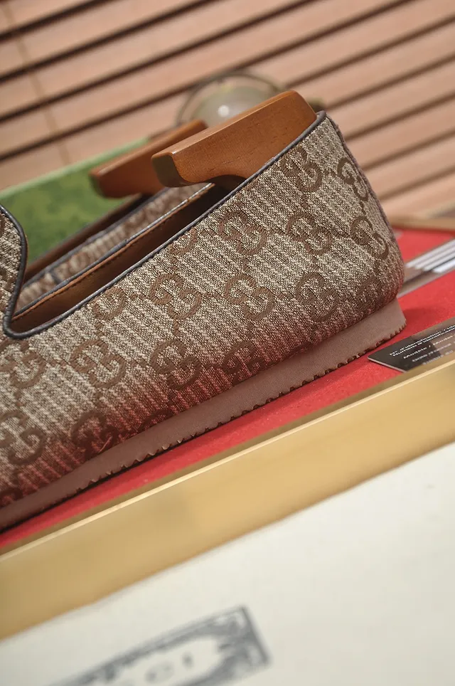 Gucci Beige Brown GG Jacquard Weave Slip-On Loafer 2