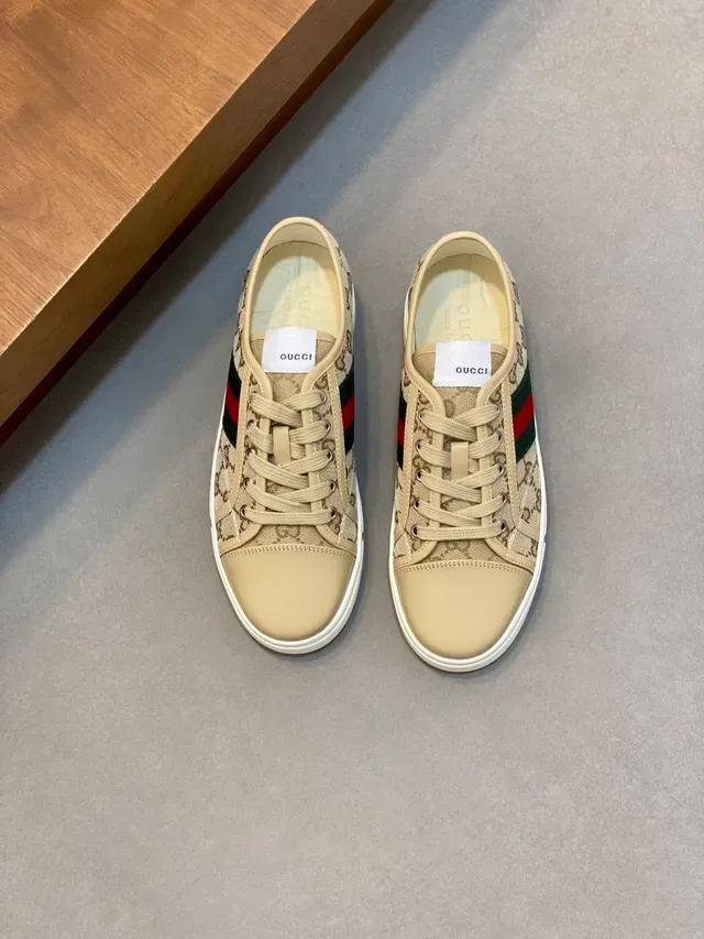 Tênis Lifestyle Gucci Beige Vermelho GG Monogram Canvas Couro Toe Cap 6